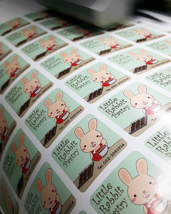 สติ๊กเกอร์ PVC B ขาวมัน สติ๊กเกอร์ PVC B ขาวมัน